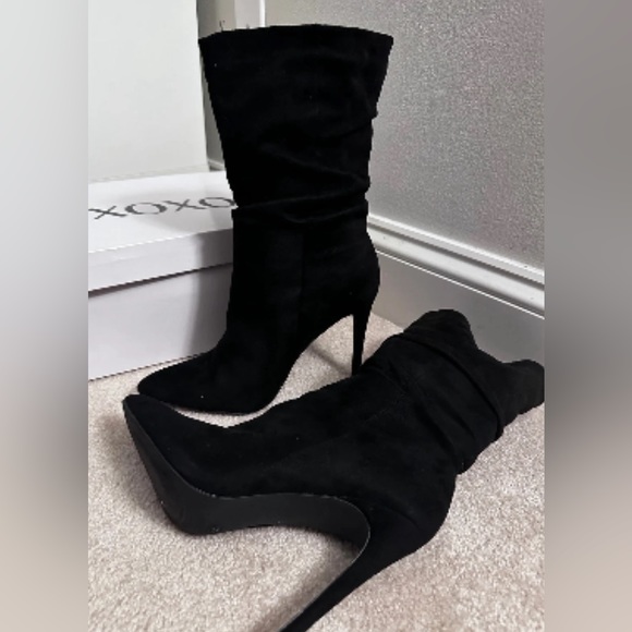 XOXO Womens Genevie Pull On Pointed Toe Booties NWB - Picture 1 of 10